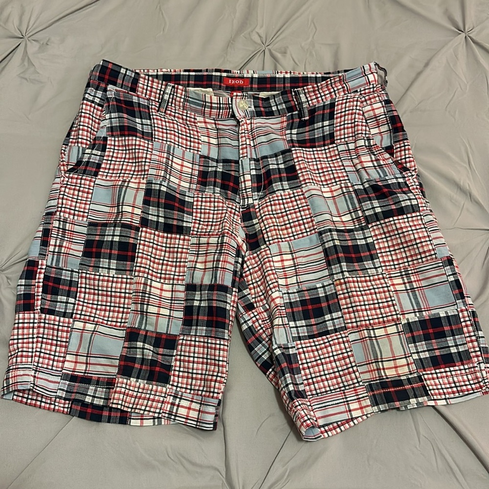 IZOD flat front madras shorts size 34